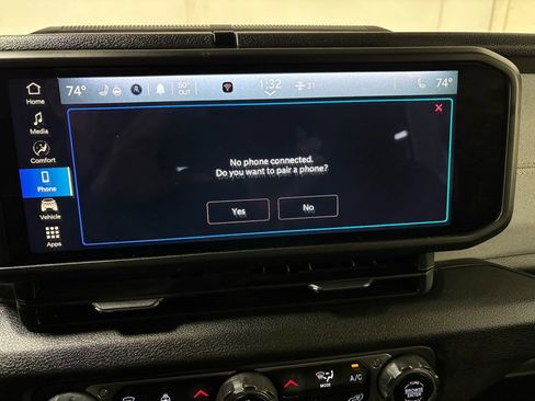 Used 2024 Jeep Wrangler Unlimited image 20