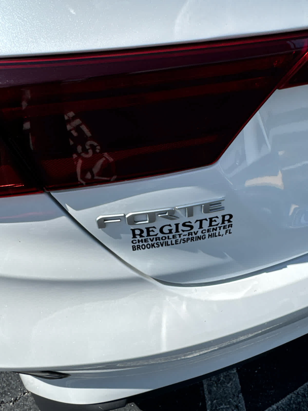 Used 2022 Kia Forte LXS w/ LXS Technology Package FWD image 7