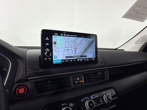 Used 2023 Honda Pilot Touring image 19
