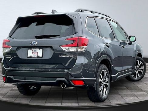 Used 2023 Subaru Forester Limited AWD/4WD image 6