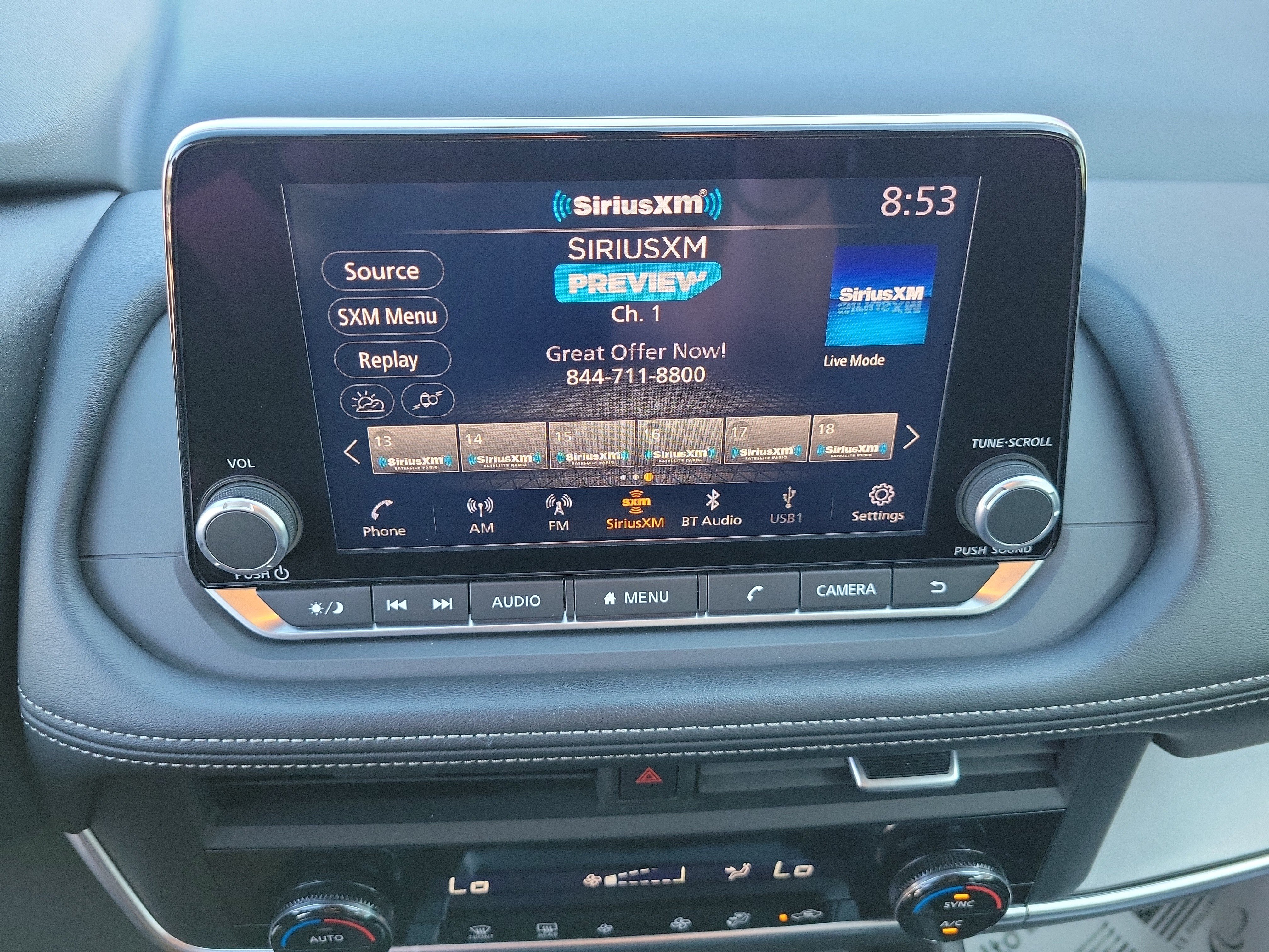 Used 2025 Nissan Rogue SV AWD/4WD image 15