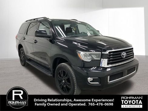 Used 2019 Toyota Sequoia TRD Sport w/ TRD Sport Premium Package AWD/4WD image 9