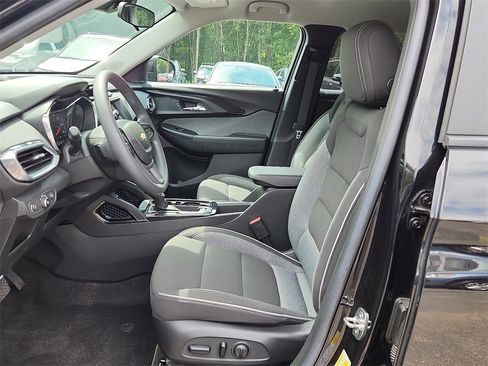 Used 2023 Chevrolet TrailBlazer LT image 13