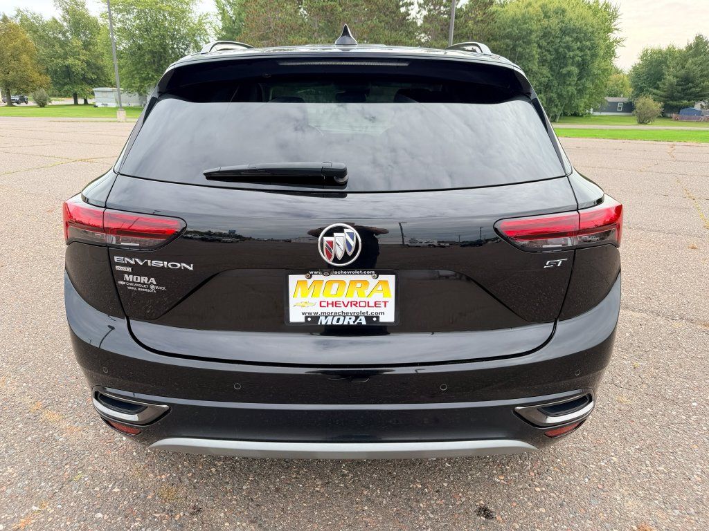Used 2021 Buick Envision Essence w/ Technology Package I AWD/4WD image 5