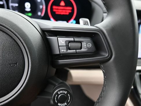 Used 2025 Porsche Panamera 4S image 20