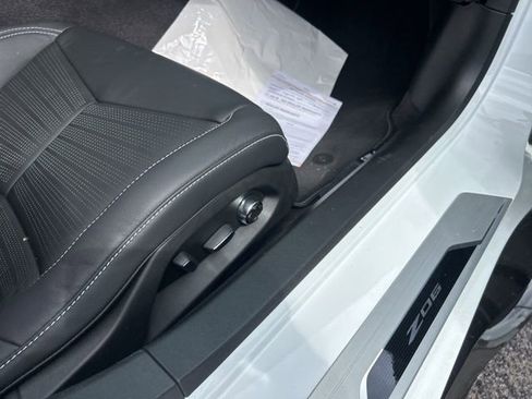 Used 2024 Chevrolet Corvette Z06 image 32