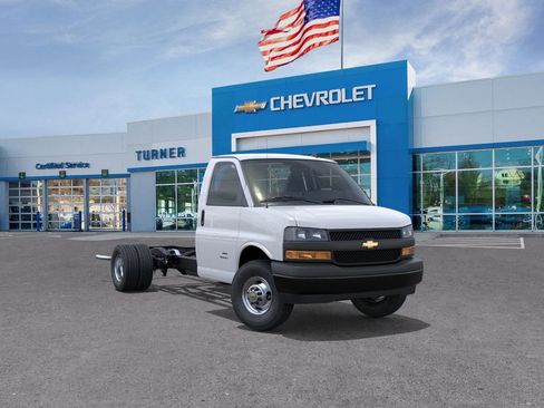 New 2025 Chevrolet Express 3500 w/ Power Convenience Package RWD image 1
