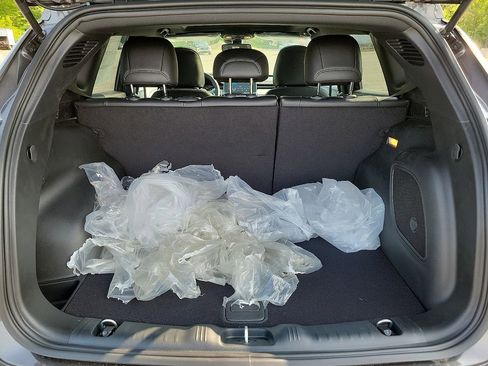 New 2023 Jeep Compass Latitude w/ Sun and Sound Group image 20