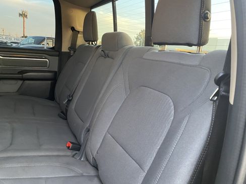 Used 2019 RAM 1500 Big Horn image 17