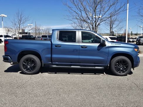 Used 2024 Chevrolet Silverado 1500 Custom w/ Turbomax Blackout Package image 42