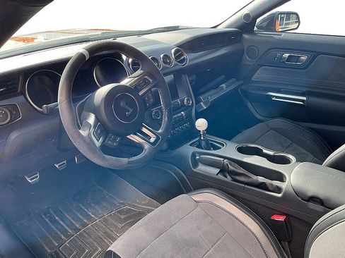 Used 2019 Ford Mustang Shelby GT350 w/ Technology Package image 9