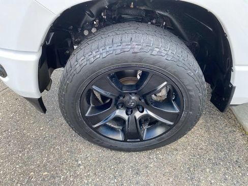 Used 2023 RAM 1500 Big Horn AWD/4WD image 12