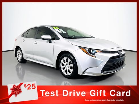 Used 2025 Toyota Corolla LE FWD image 1