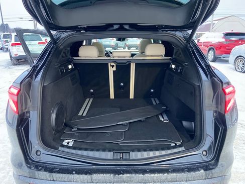 Used 2023 Alfa Romeo Stelvio Ti Lusso w/ Quick Order Package 22X Lusso image 18