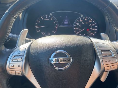Used 2017 Nissan Altima 2.5 SR image 14