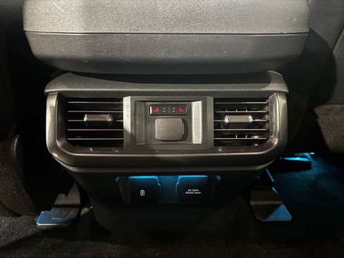 Used 2021 Ford F150 Lariat w/ Equipment Group 502A High image 41