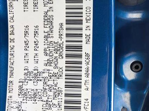 Used 2017 Toyota Tacoma SR5 w/ Tow Package image 24