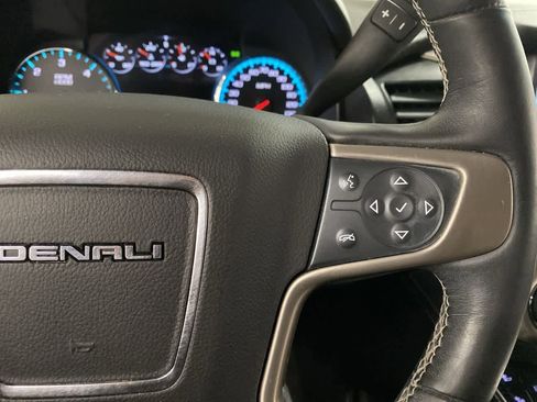 Used 2017 GMC Yukon Denali w/ Open Road Package image 21
