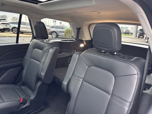 New 2026 Lincoln Aviator AWD image 26