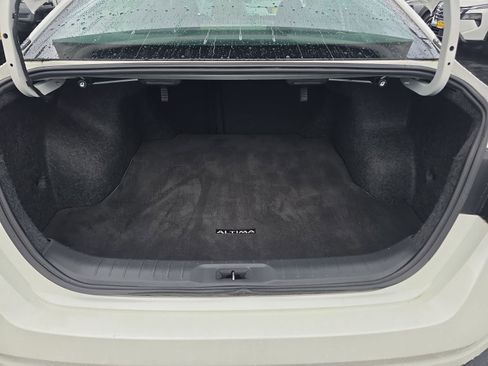 Used 2019 Nissan Altima 2.5 SV image 25