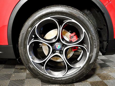 Used 2019 Alfa Romeo Stelvio Ti Sport w/ Quick Order Package 22S Sport image 49