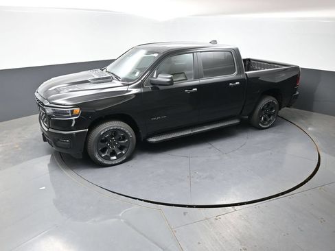 New 2026 RAM 1500 Express AWD/4WD image 34