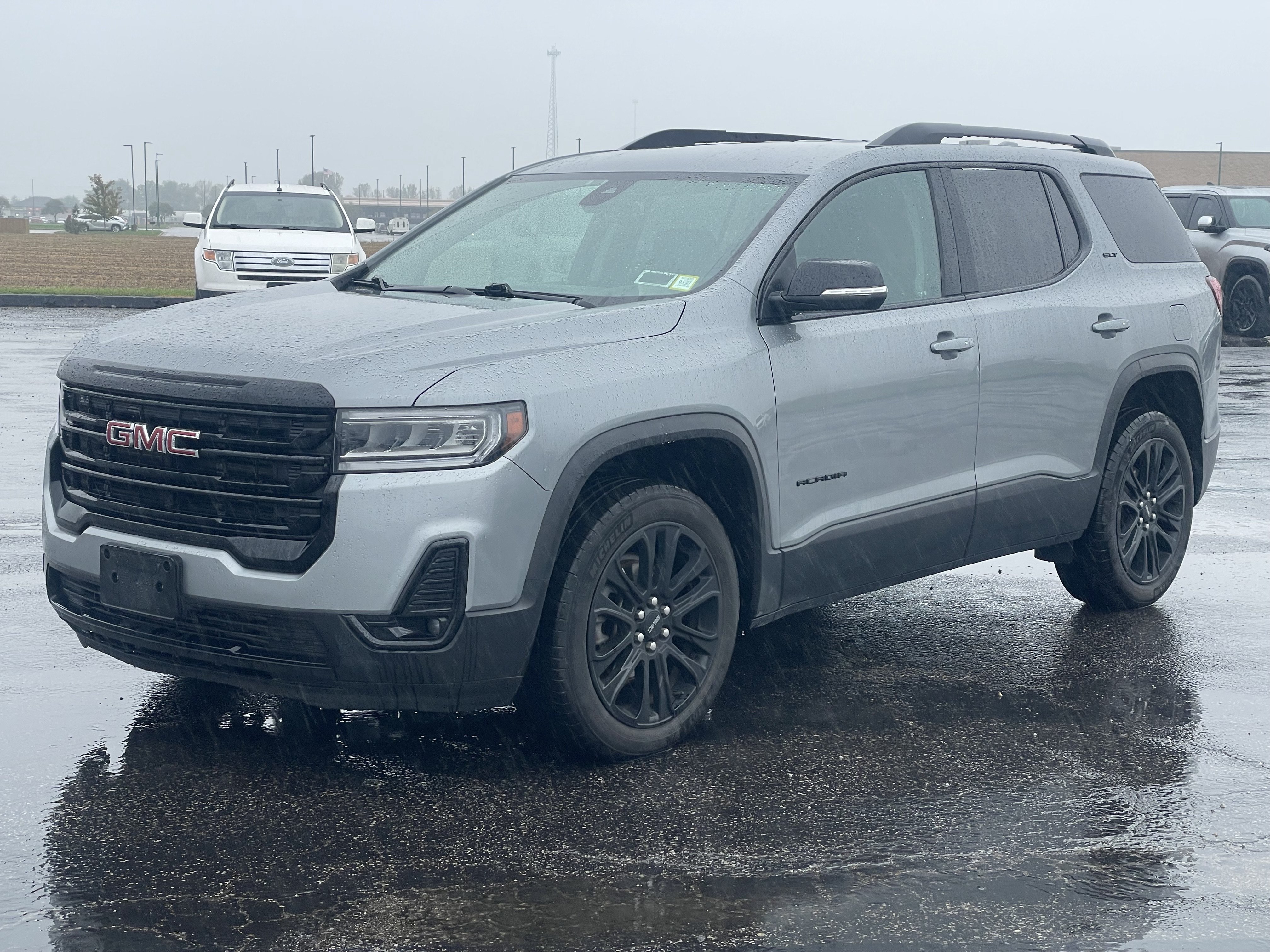 Used 2023 GMC Acadia SLT w/ Elevation Edition AWD/4WD image 8