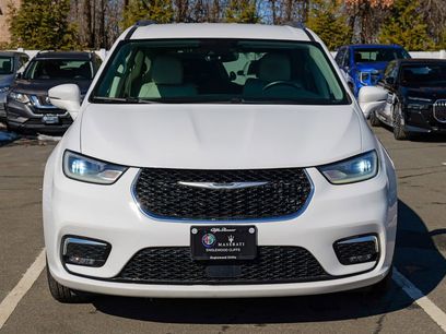 Used 2021 Chrysler Pacifica Touring-L