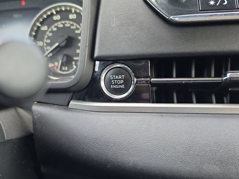 Used 2022 Mitsubishi Outlander SE AWD/4WD image 30