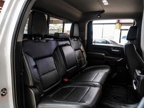 Used 2021 GMC Sierra 2500 SLT w/ SLT Premium Package image 32