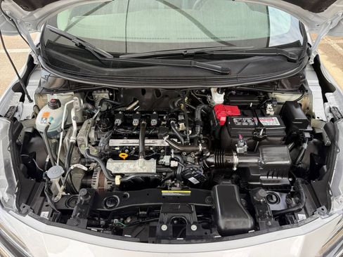 Used 2025 Nissan Versa SV FWD image 32