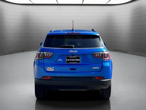 Used 2024 Jeep Compass Latitude AWD/4WD image 8