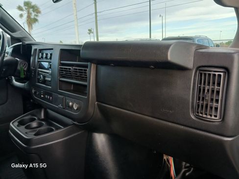 Used 2018 Chevrolet Express 3500 Extended w/ Driver Convenience Package RWD image 18