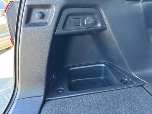Used 2025 Honda Pilot EX-L image 18