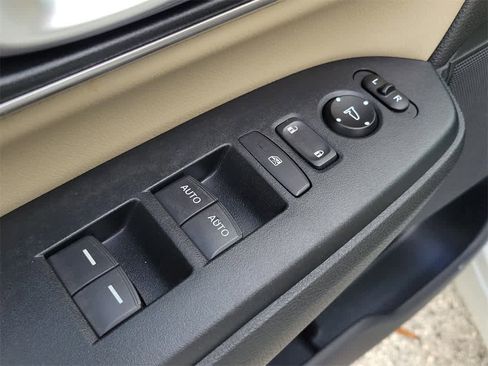 Used 2018 Honda CR-V EX-L image 18