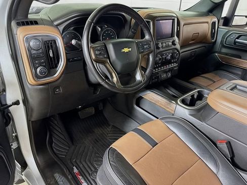 Used 2021 Chevrolet Silverado 2500 High Country w/ Z71 Off-Road Package image 7