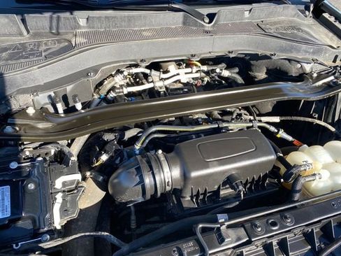 Used 2022 Ford Explorer Limited image 23