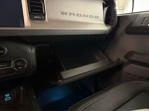 Used 2025 Ford Bronco Outer Banks AWD/4WD image 20