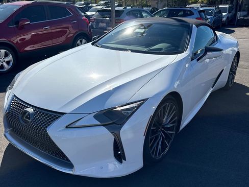 Used 2024 Lexus LC 500 Convertible image 1