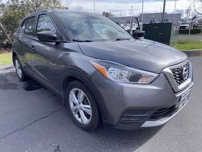 Used 2020 Nissan Kicks S