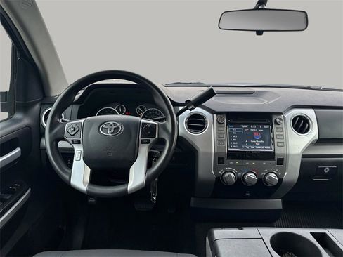 Used 2017 Toyota Tundra SR5 image 20