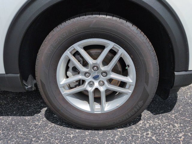 Certified 2026 Ford Explorer Active w/ Active Comfort Package RWD image 11