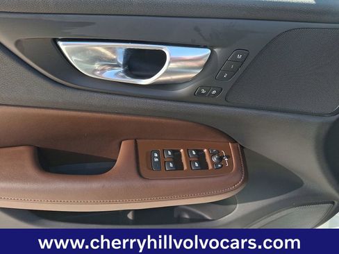 Certified 2025 Volvo V60 B5 Cross Country Plus image 13