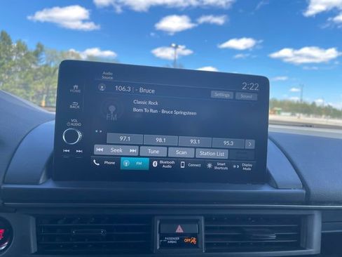 Used 2024 Honda Pilot TrailSport image 19