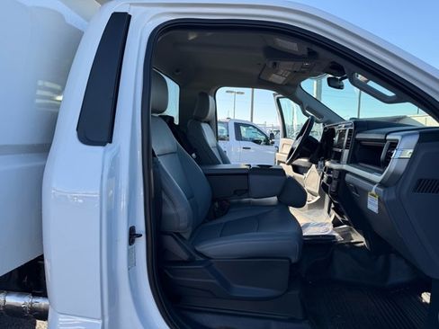 New 2026 Ford F550 4x4 Regular Cab Super Duty image 18