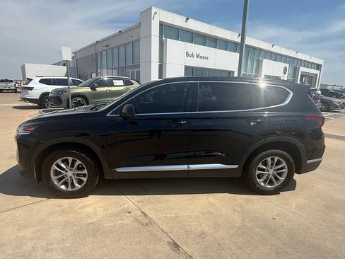 Used 2020 Hyundai Santa Fe SEL FWD image 2