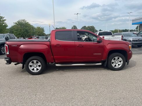 Used 2015 GMC Canyon SLE AWD/4WD image 11
