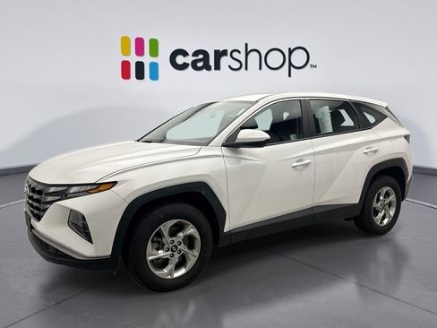 Used 2024 Hyundai Tucson SE AWD/4WD image 1