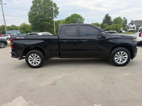 Used 2021 Chevrolet Silverado 1500 Custom AWD/4WD image 11