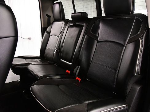 Used 2024 RAM 2500 Laramie image 33